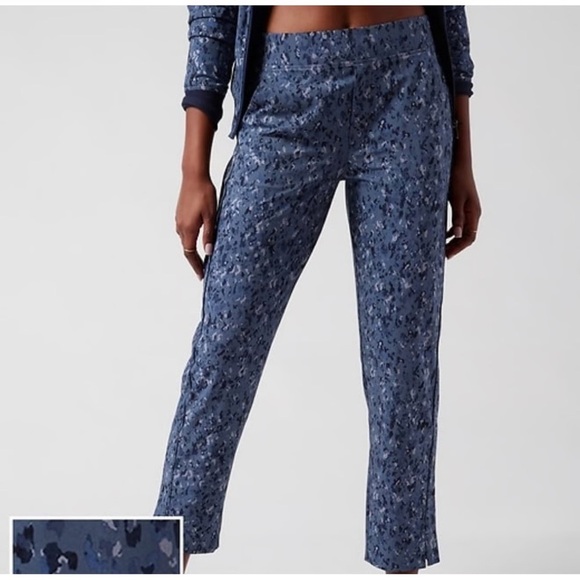 Athleta | Women's Brooklyn Ankle Pants Size 8 Patterned Blue Work Commute Travel - Picture 1 of 7